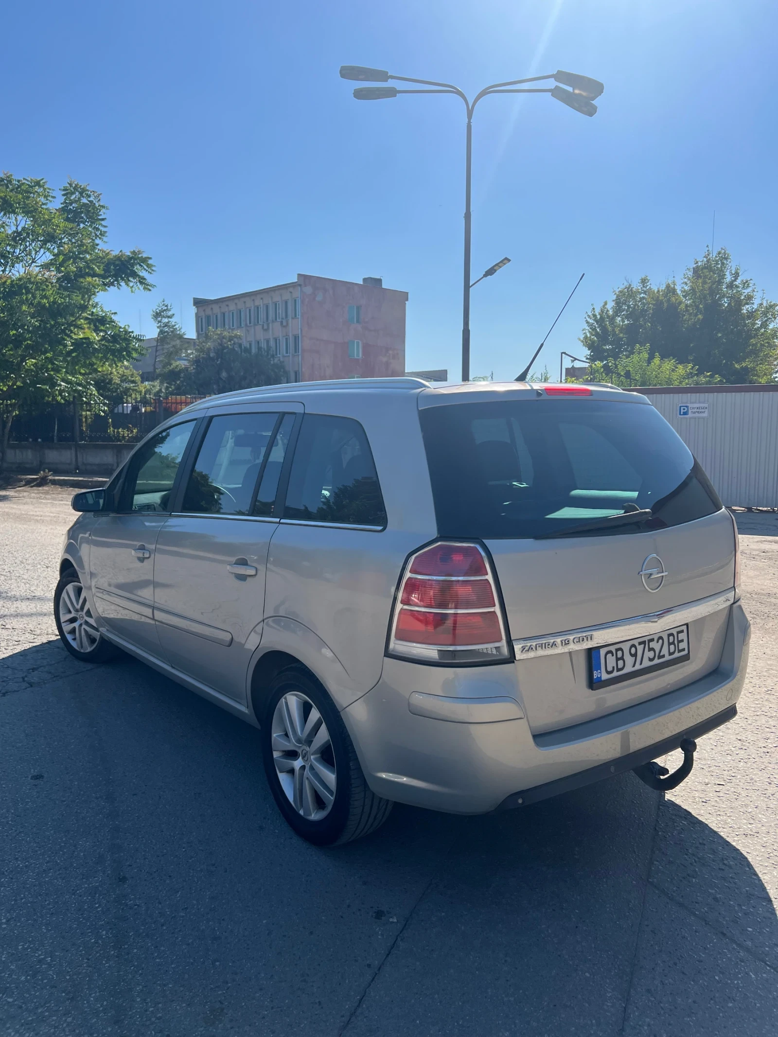 Opel Zafira, снимка 3 - Автомобили и джипове - 55848542