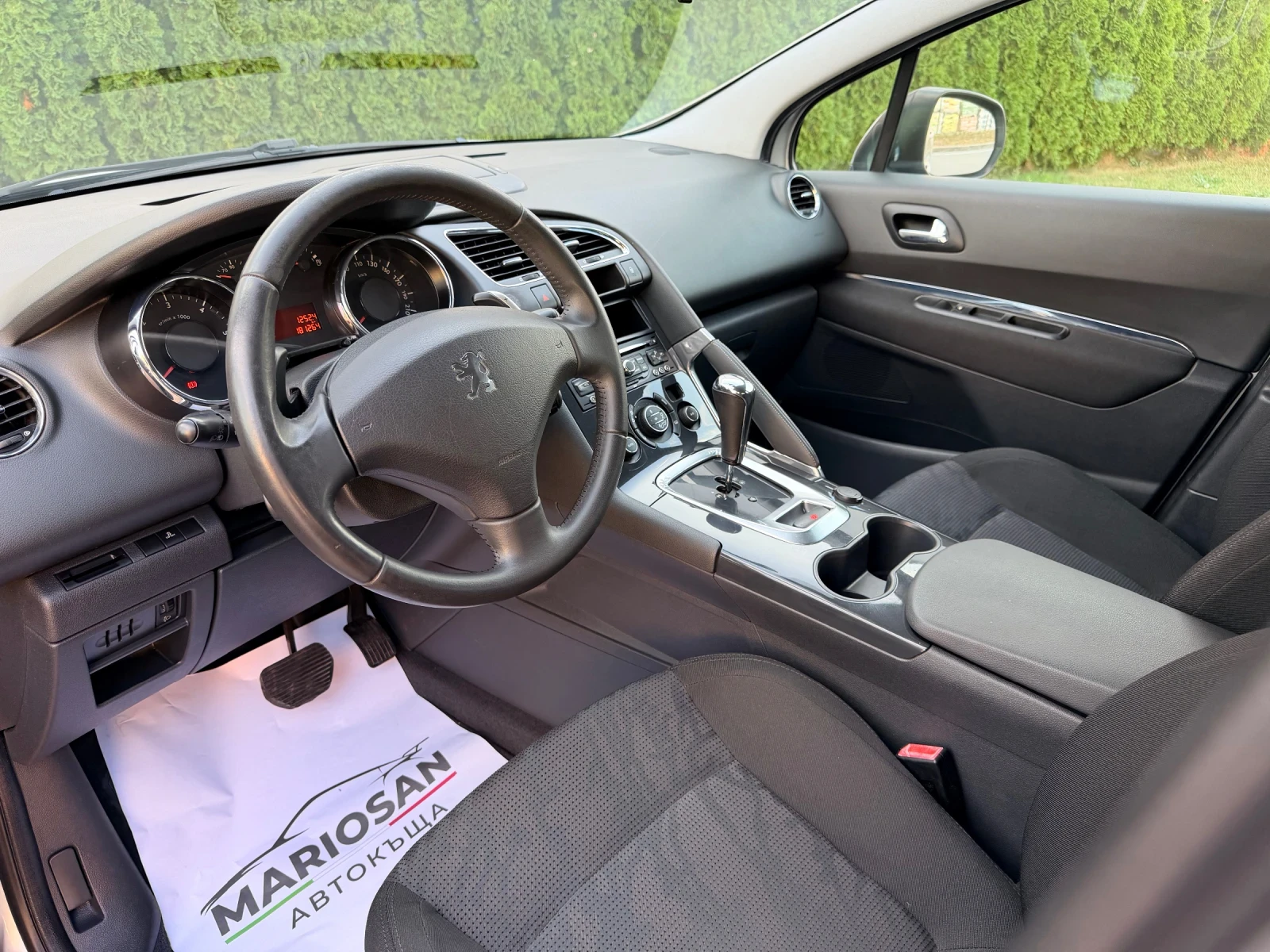 Peugeot 3008  1.6 HDi | АВТОМАТ | ИТАЛИЯ | 180 000 Хил.км, снимка 9 - Автомобили и джипове - 56168599