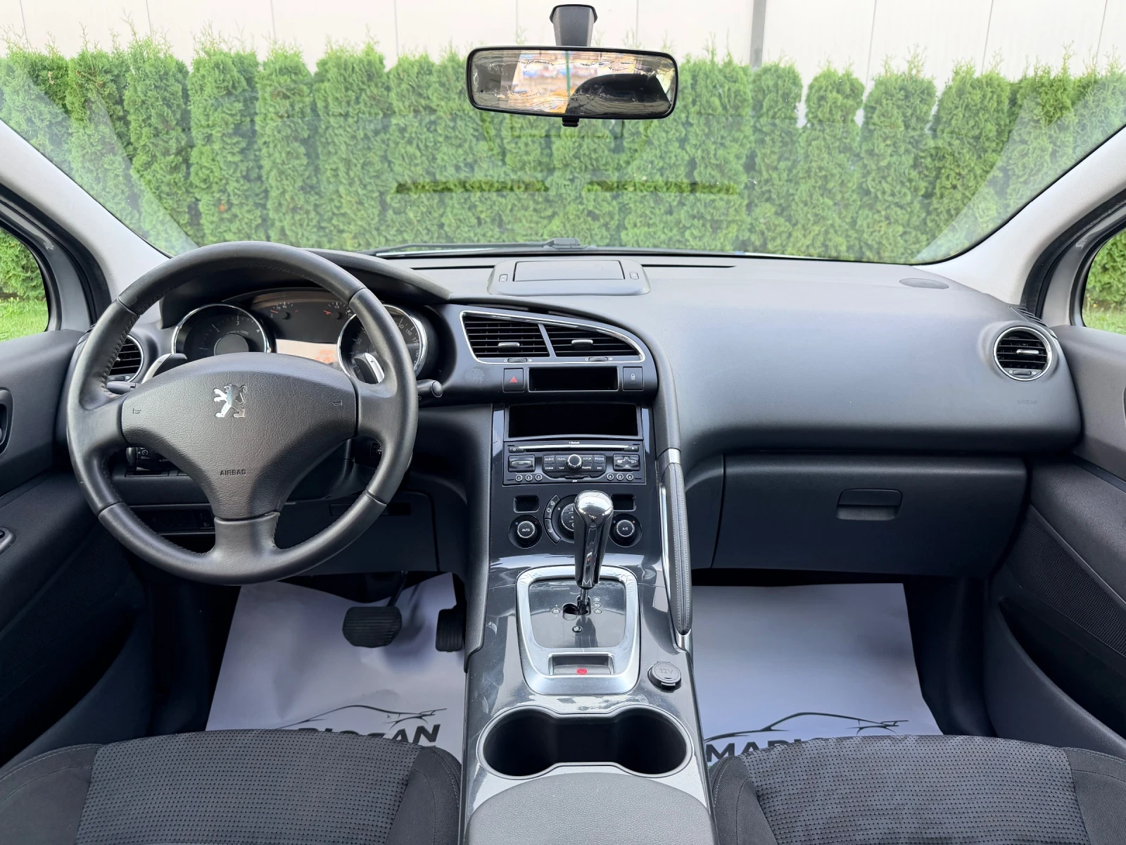 Peugeot 3008  1.6 HDi | АВТОМАТ | ИТАЛИЯ | 180 000 Хил.км, снимка 10 - Автомобили и джипове - 56168599