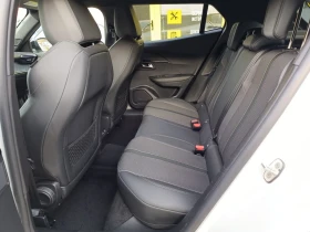 Peugeot 2008 1.2 PureTech 130 к.с. EAT8 GT, снимка 11