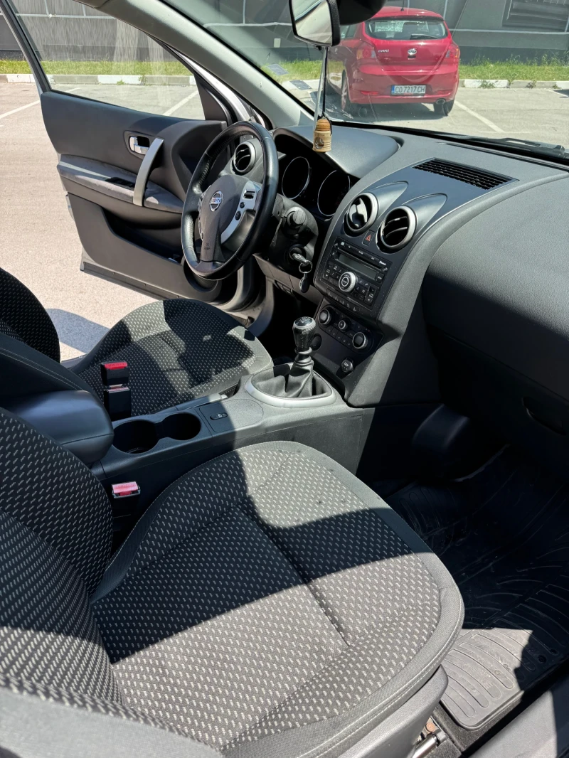 Nissan Qashqai + 2 2.0i, снимка 6 - Автомобили и джипове - 51853592