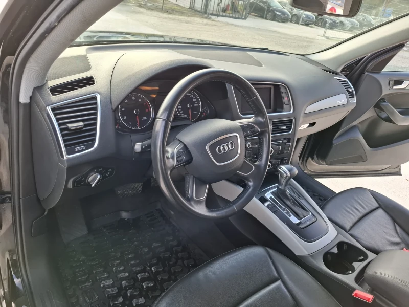 Audi Q5, снимка 14 - Автомобили и джипове - 52548804