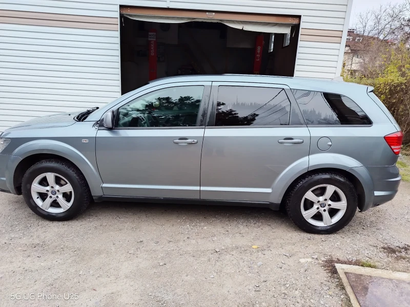 Dodge Journey, снимка 2 - Автомобили и джипове - 52597320
