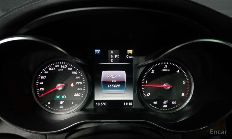 Mercedes-Benz GLC 220, снимка 8 - Автомобили и джипове - 52962248