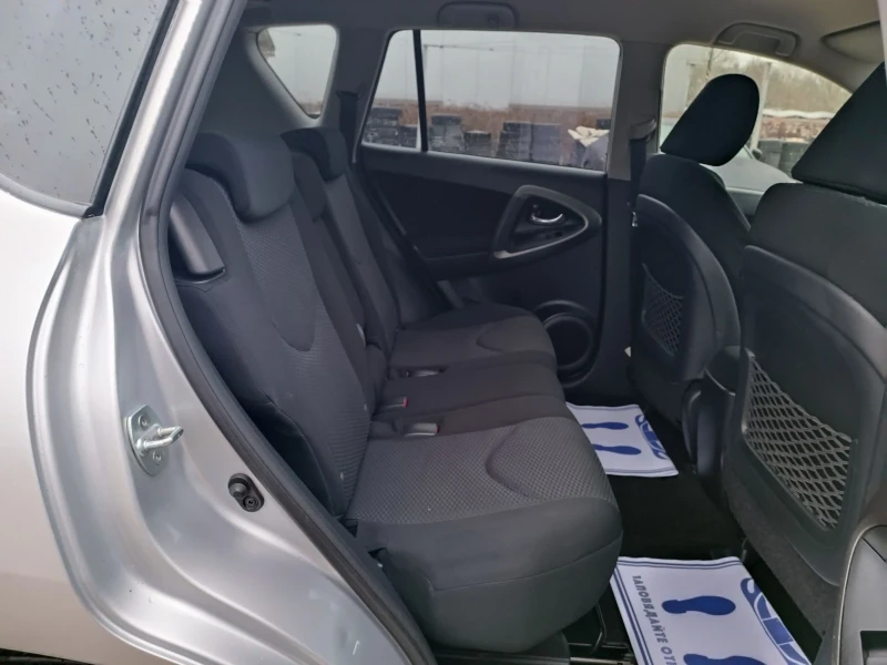 Toyota Rav4 2.0i-158кс-ШВЕЙЦАРИЯ-РЪЧКА-6ск-FACELIFT-4X4-NAVI, снимка 12 - Автомобили и джипове - 53125847