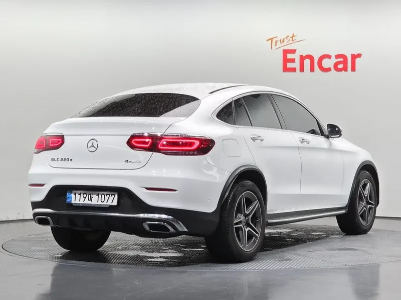 Mercedes-Benz GLC 220 d 4MATIC Coupe AMG/ ����/ DIST/ HEAD UP/ �������  | Mobile.bg � ����������� 2