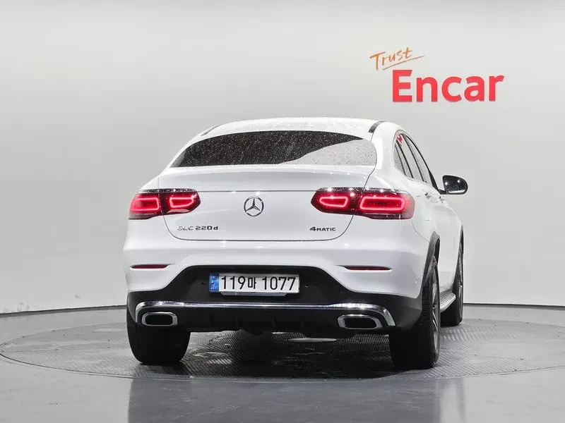 Mercedes-Benz GLC 220 d 4MATIC Coupe AMG/ ����/ DIST/ HEAD UP/ �������  | Mobile.bg � ����������� 4