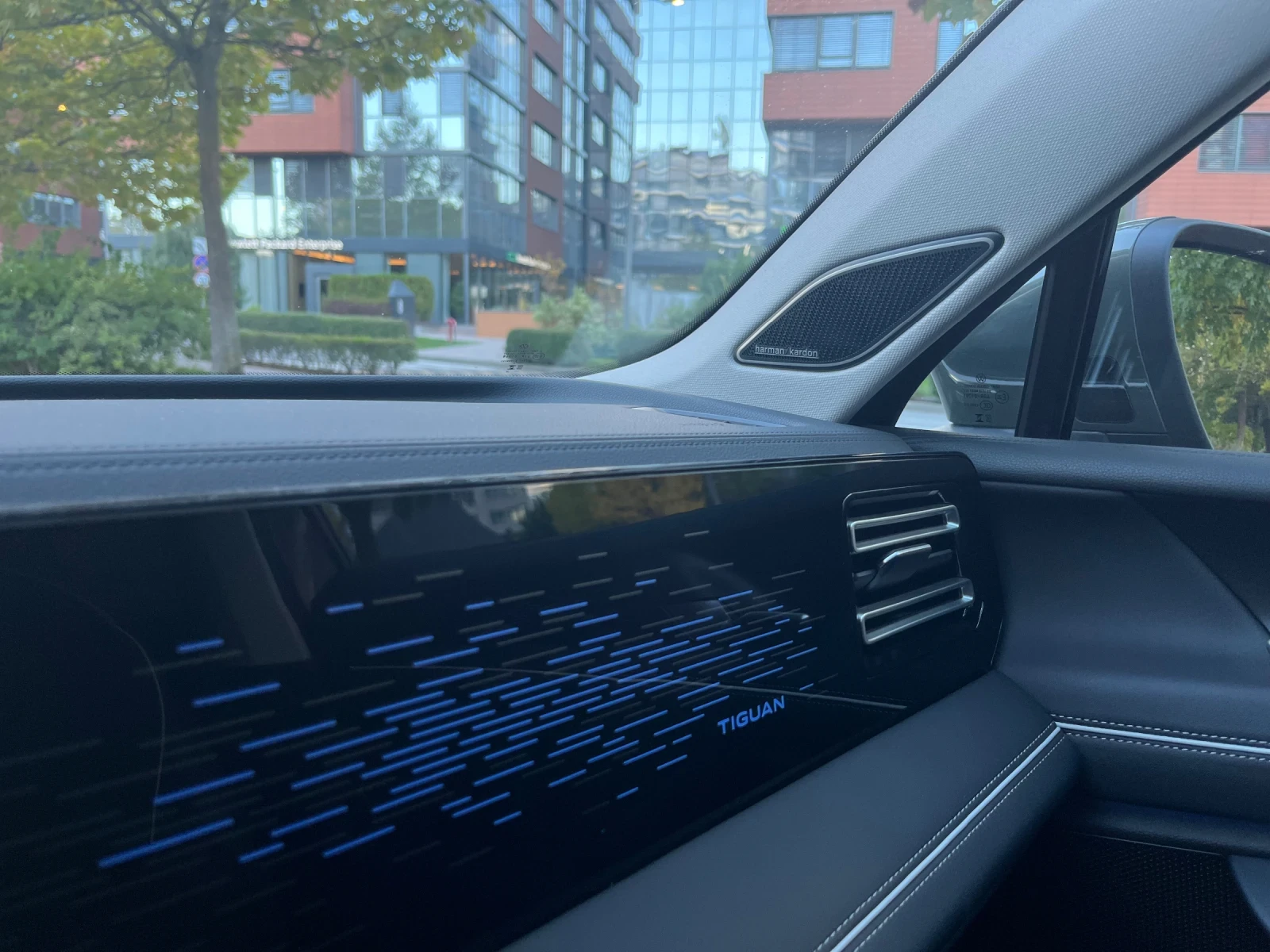 VW Tiguan Elegance 2.0 TDI DSG 4Motion 193hp - изображение 8