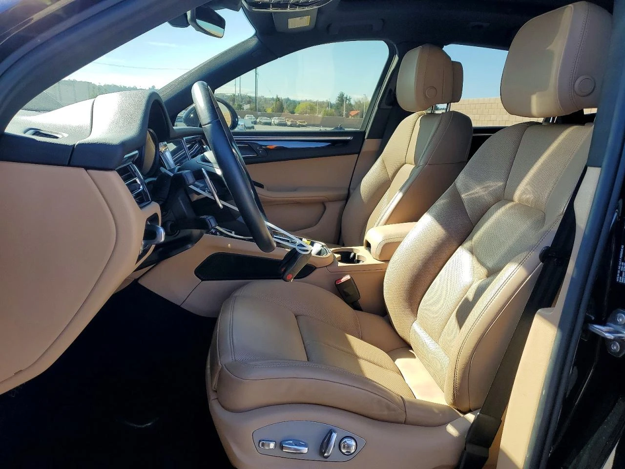 Porsche Macan, снимка 7 - Автомобили и джипове - 53836602