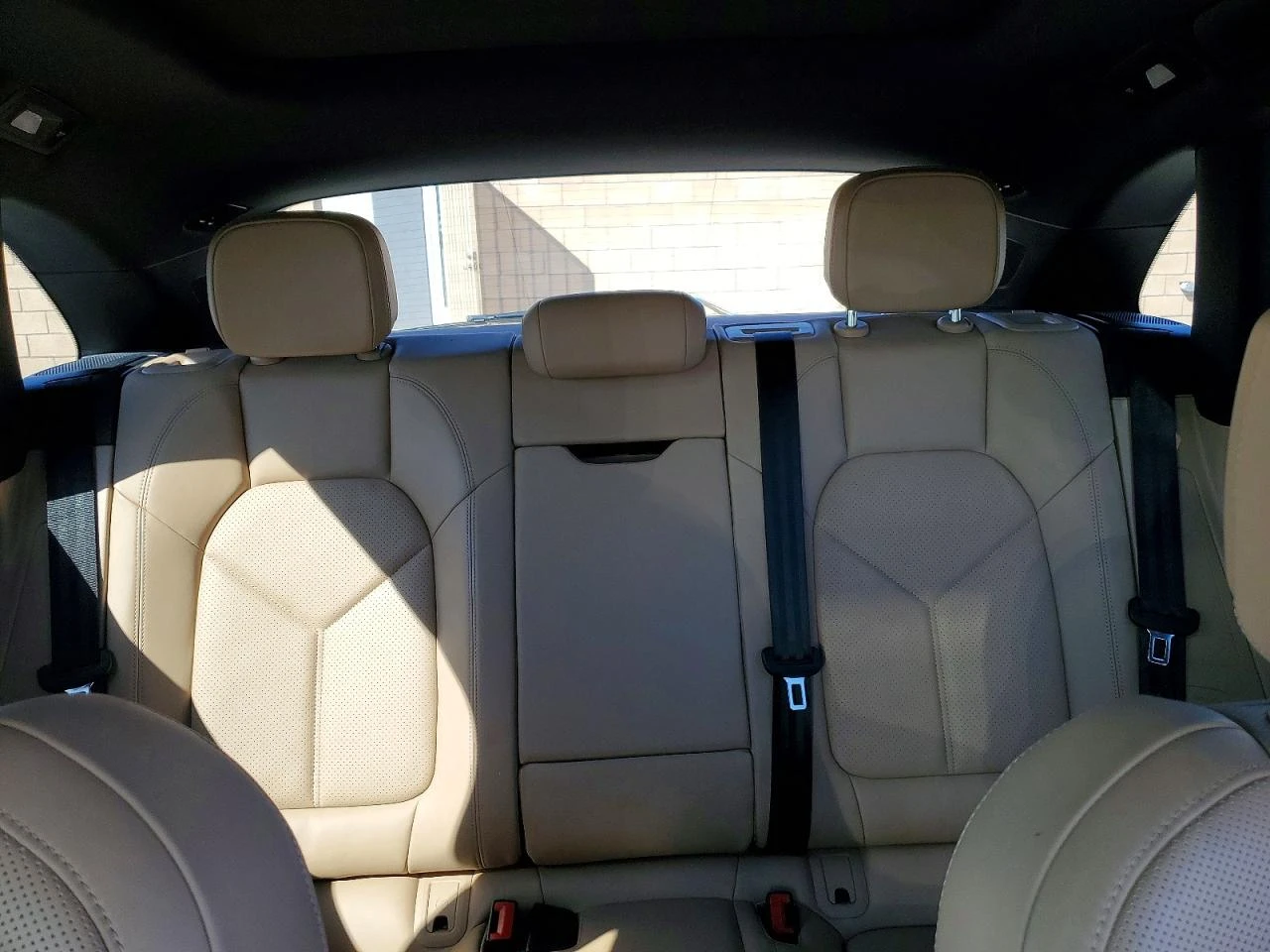 Porsche Macan, снимка 11 - Автомобили и джипове - 53836602