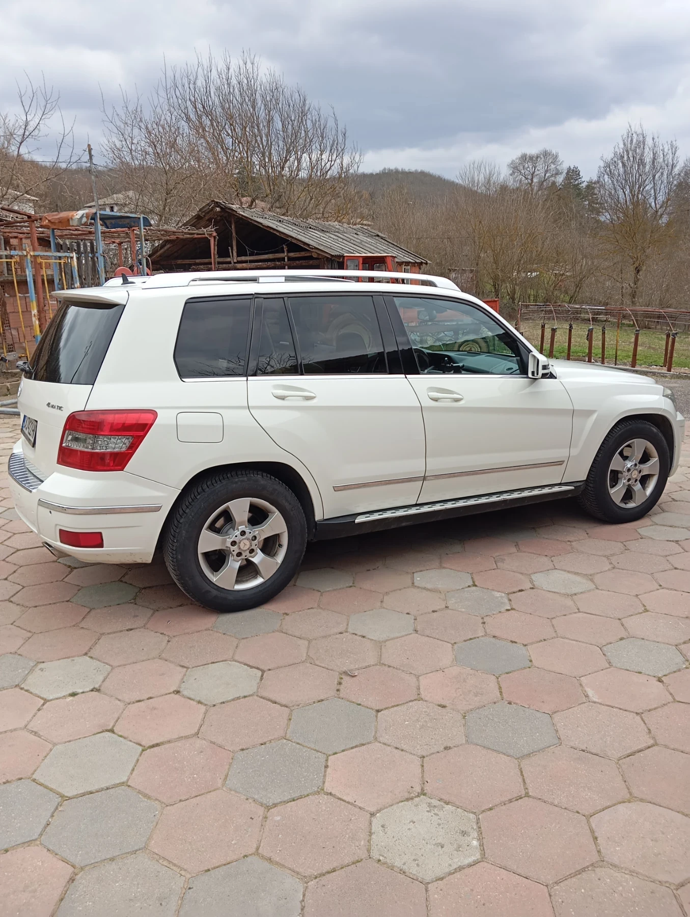 Mercedes-Benz GLK, снимка 8 - Автомобили и джипове - 53903681