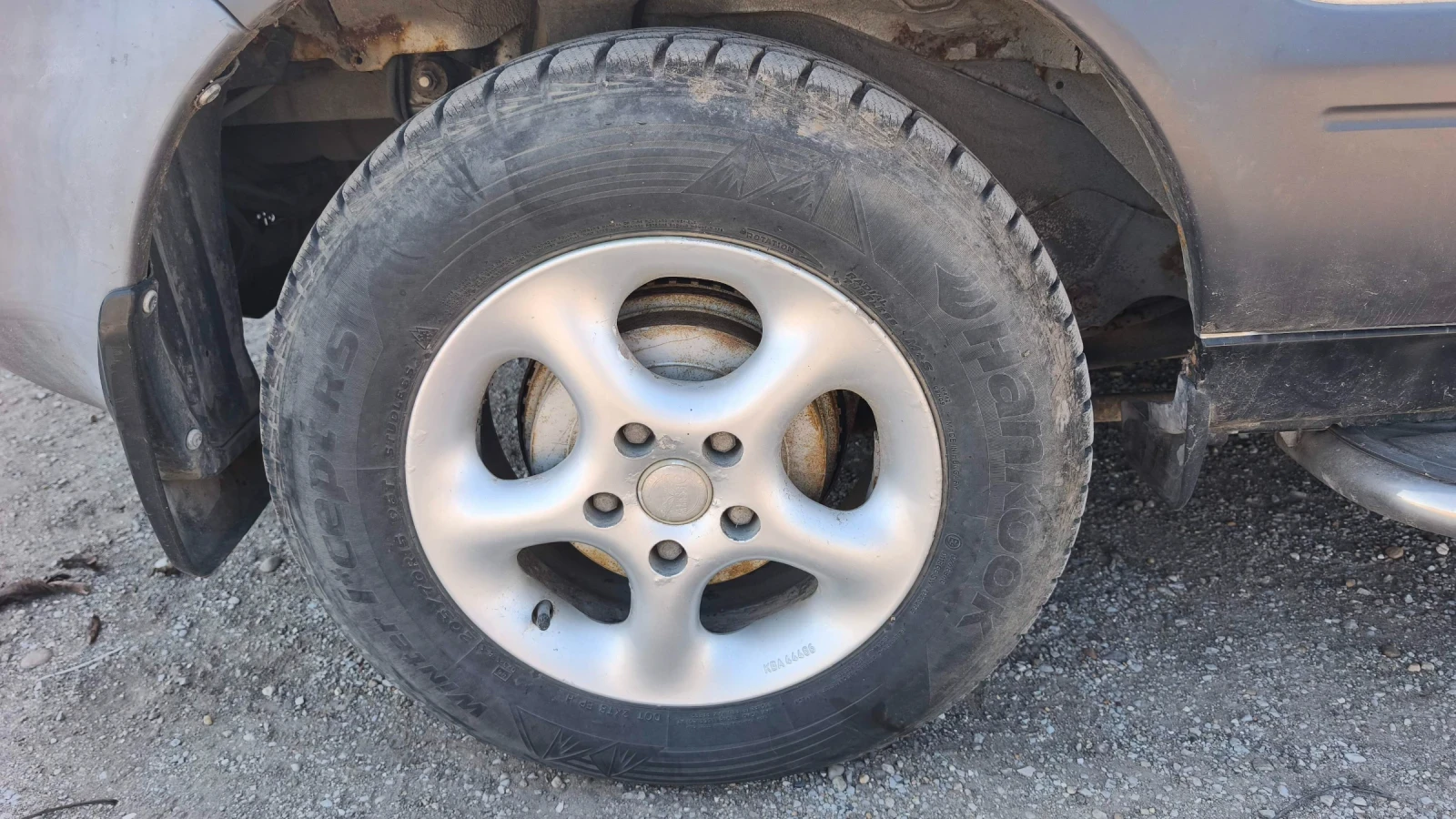 Daihatsu Terios 1.3i 4 Х 4, снимка 9 - Автомобили и джипове - 54563469