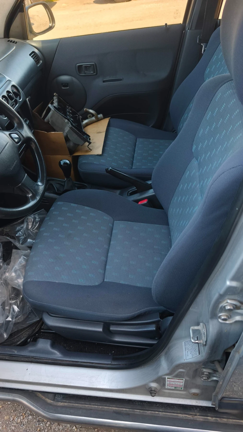 Daihatsu Terios 1.3i 4 Х 4, снимка 14 - Автомобили и джипове - 54563469