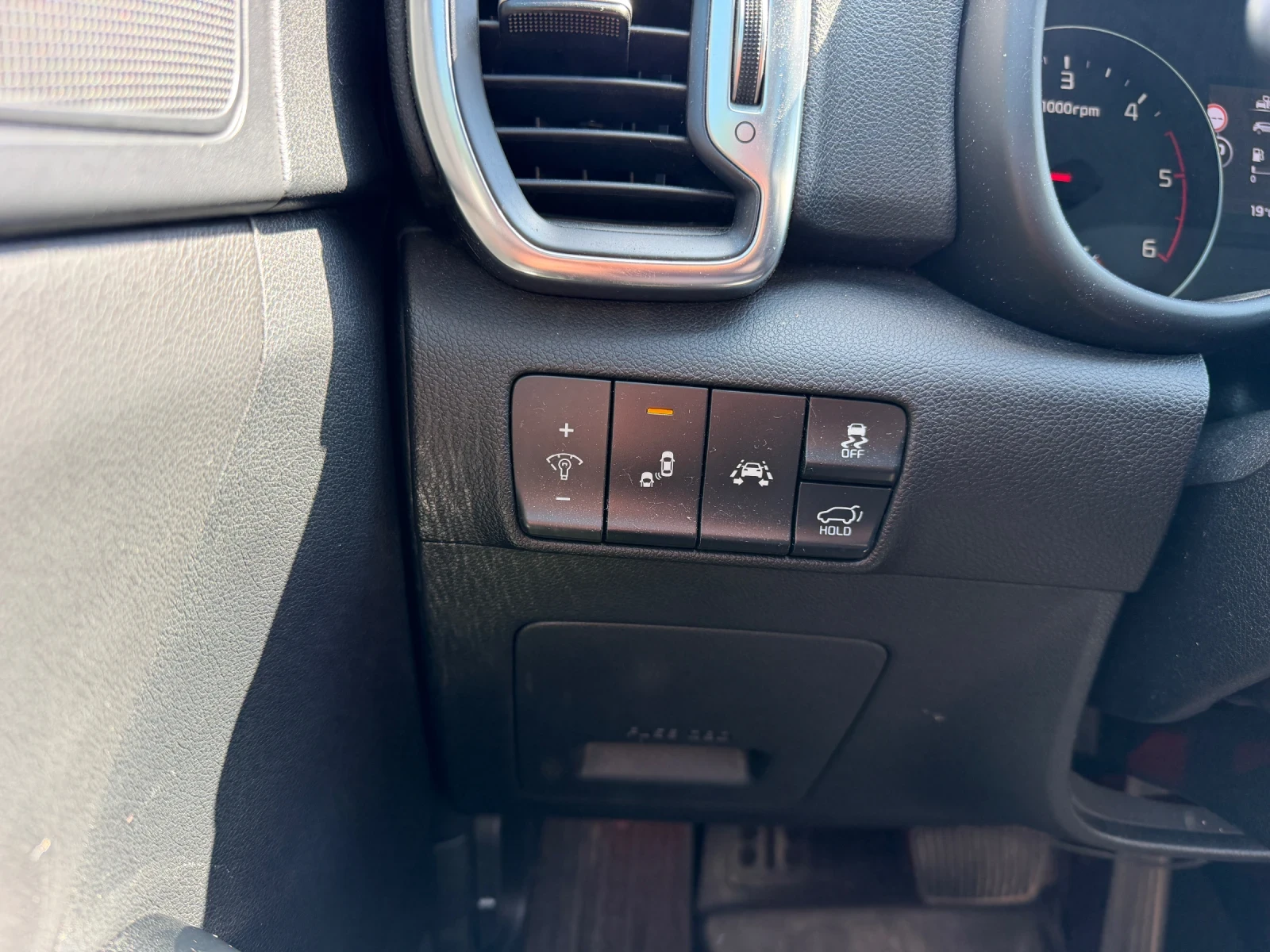 Kia Sportage, снимка 14 - Автомобили и джипове - 54658691