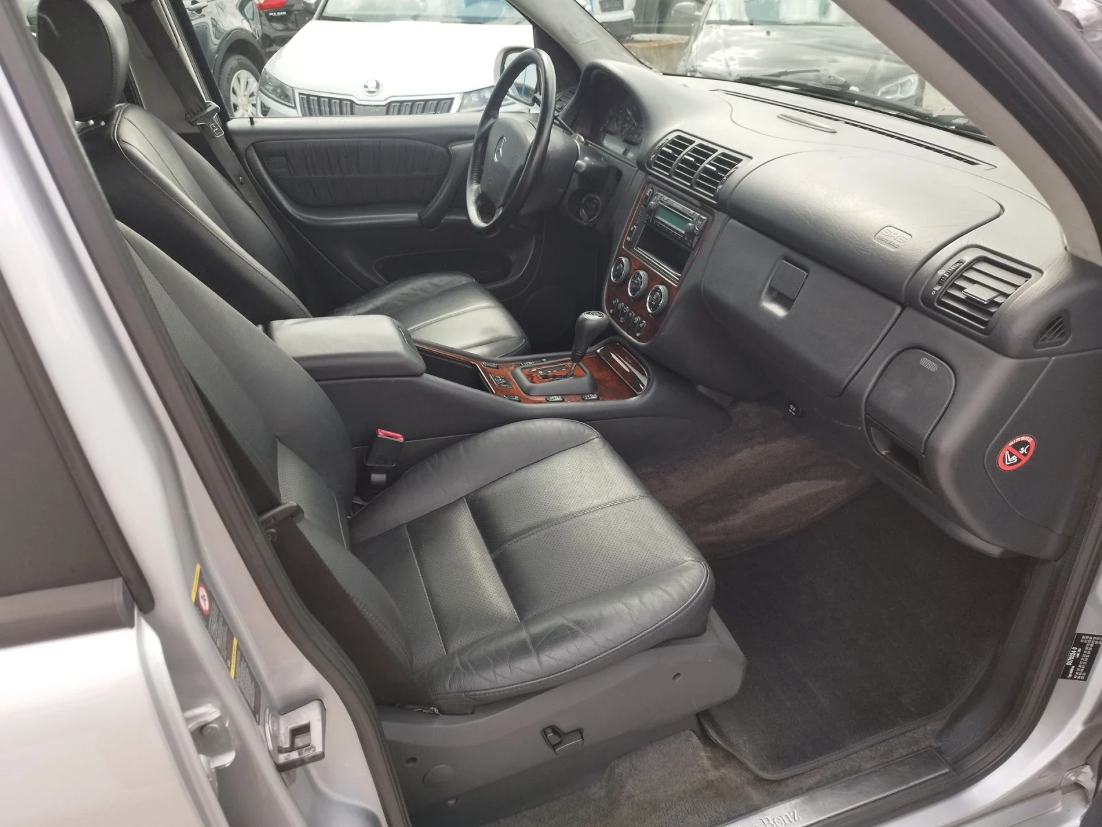 Mercedes-Benz ML 270 CDI 163кс АВТОМАТ, снимка 12 - Автомобили и джипове - 54773209