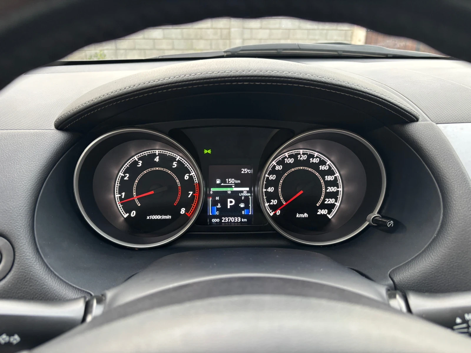 Mitsubishi Outlander 2.4i AVTOMAT 4x4 7местен, снимка 15 - Автомобили и джипове - 54874286