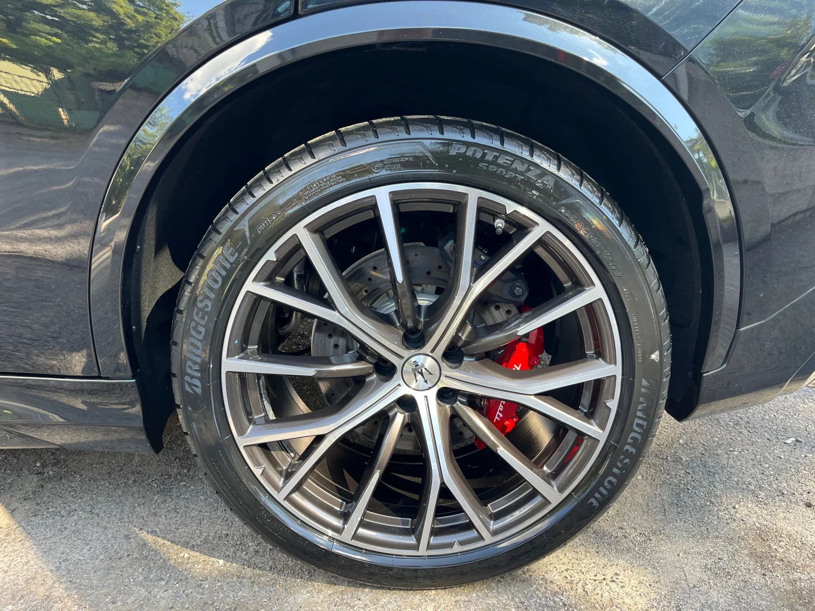 Maserati Grecale TROFEO/4x4/Carbon/Pano/1000km, снимка 7 - Автомобили и джипове - 55536022