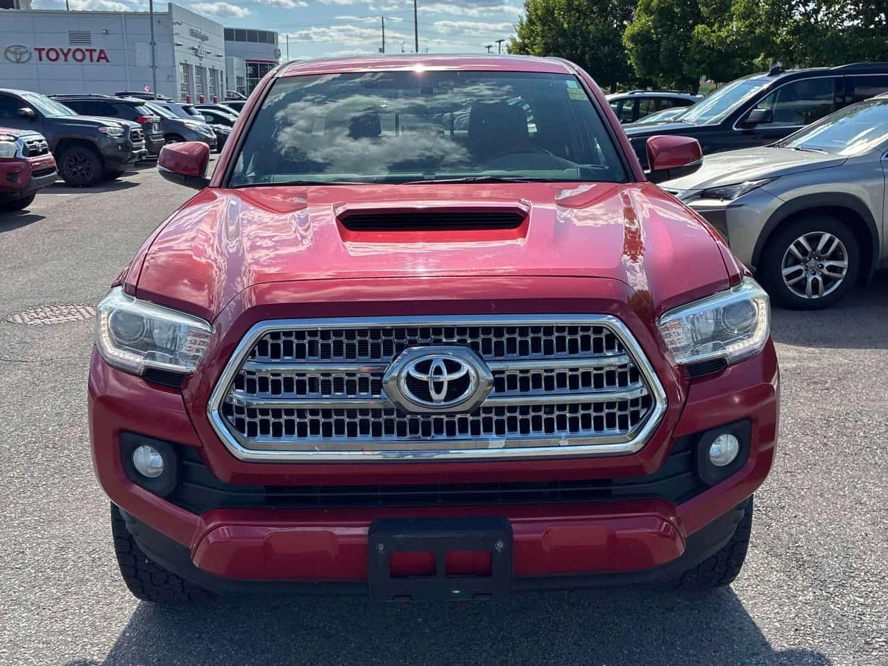 Toyota Tacoma * 4WD Double Cab V6* АВТОКРЕДИТ БЕЗ ПЪРВОНАЧАЛНА* , снимка 6 - Автомобили и джипове - 55615056