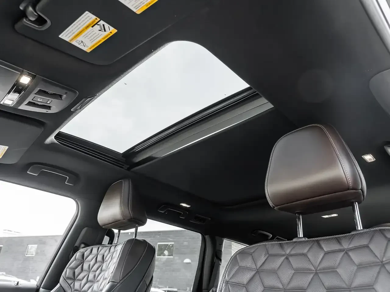 Nissan Armada Platinium 3.5L V6 4WD, снимка 14 - Автомобили и джипове - 55849418