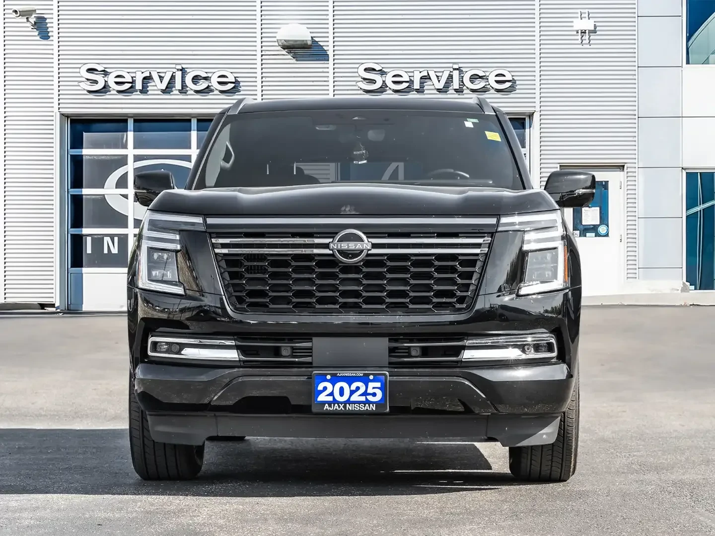 Nissan Armada Platinium 3.5L V6 4WD, снимка 2 - Автомобили и джипове - 55849418