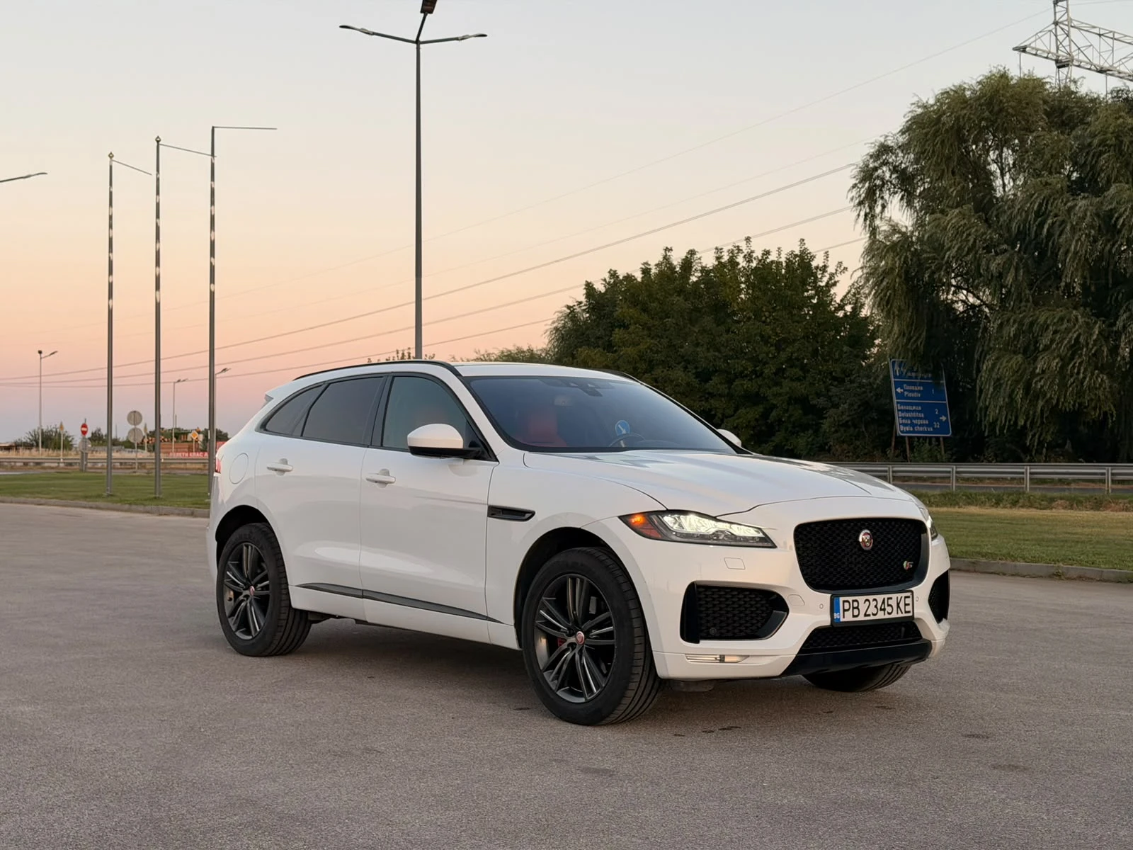 Jaguar F-PACE S / MERIDIAN / ПАНОРАМА
