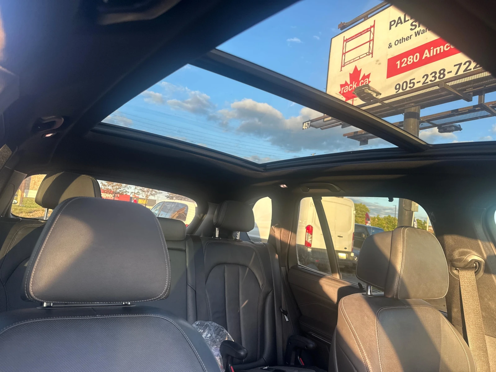 BMW X5 xDrive40i M-Pack Laser , AIR  CARFAX, снимка 13 - Автомобили и джипове - 56085456