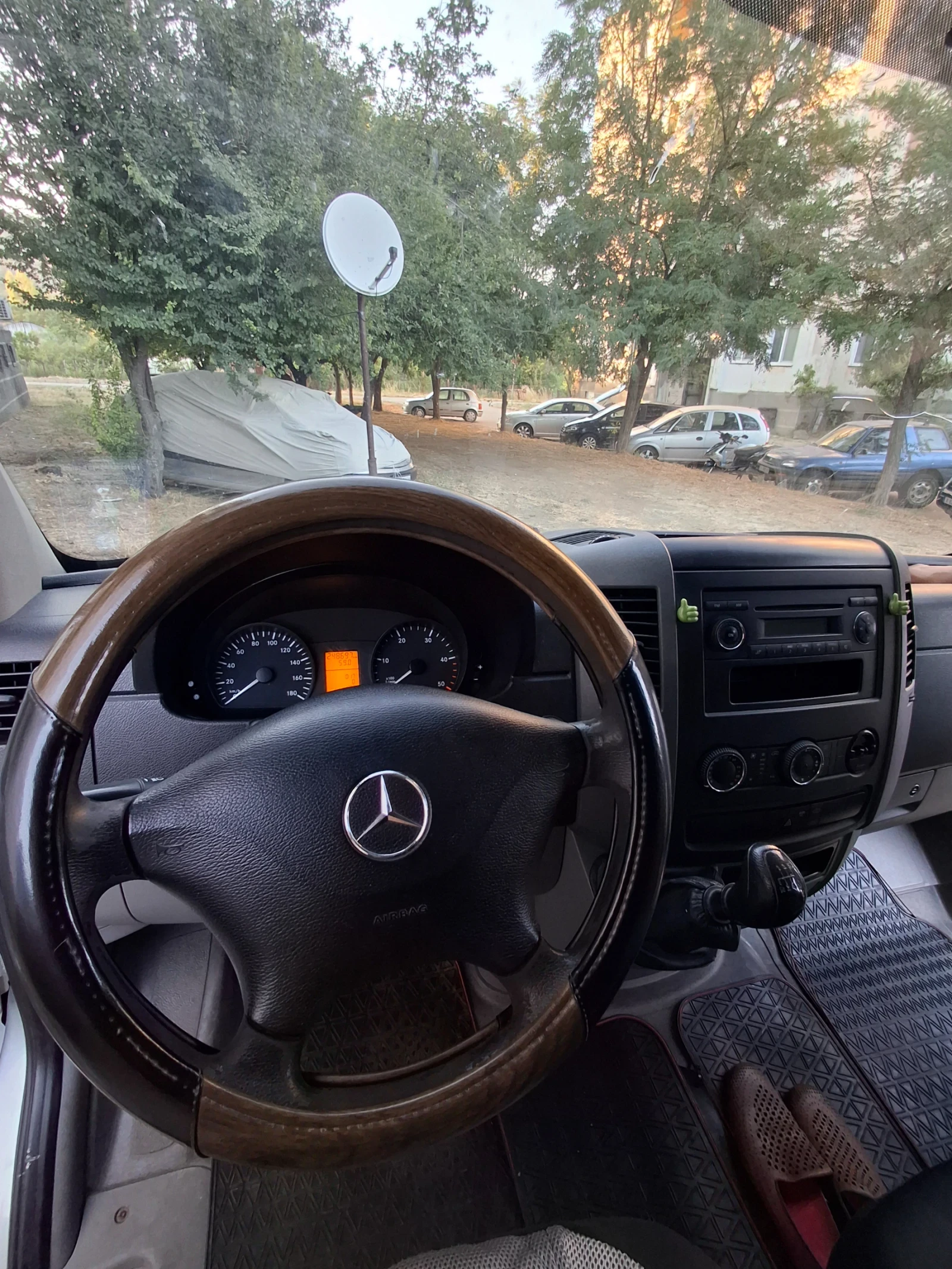 Mercedes-Benz 313 Sprinter - изображение 8