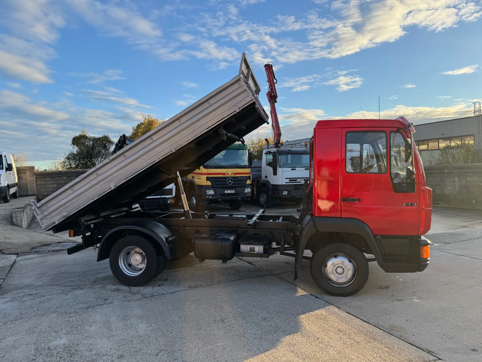 Man 8.163 тристранен самосвал 3.90м кош - изображение 7