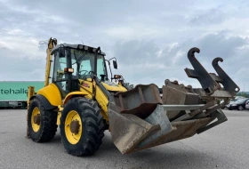 Багер New Holland B115B, снимка 7
