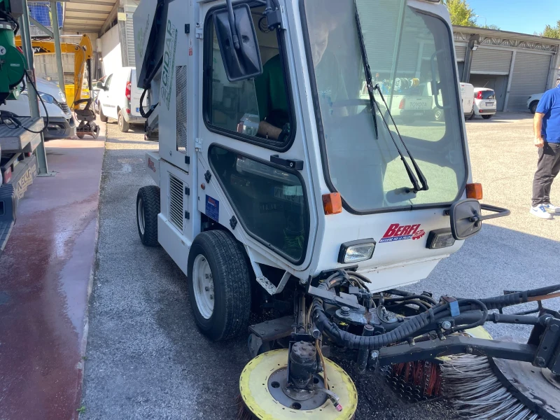 Други специализирани машини Друга RCM R140 SITY METАЧНА МАШИНА.        MADE IN ITALY, снимка 3 - Индустриална техника - 51773289