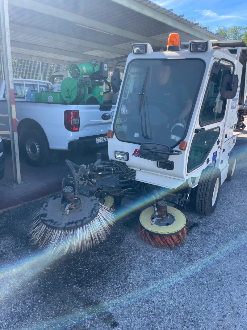 Други специализирани машини Друга RCM R140 SITY METАЧНА МАШИНА.        MADE IN ITALY, снимка 10 - Индустриална техника - 51773289