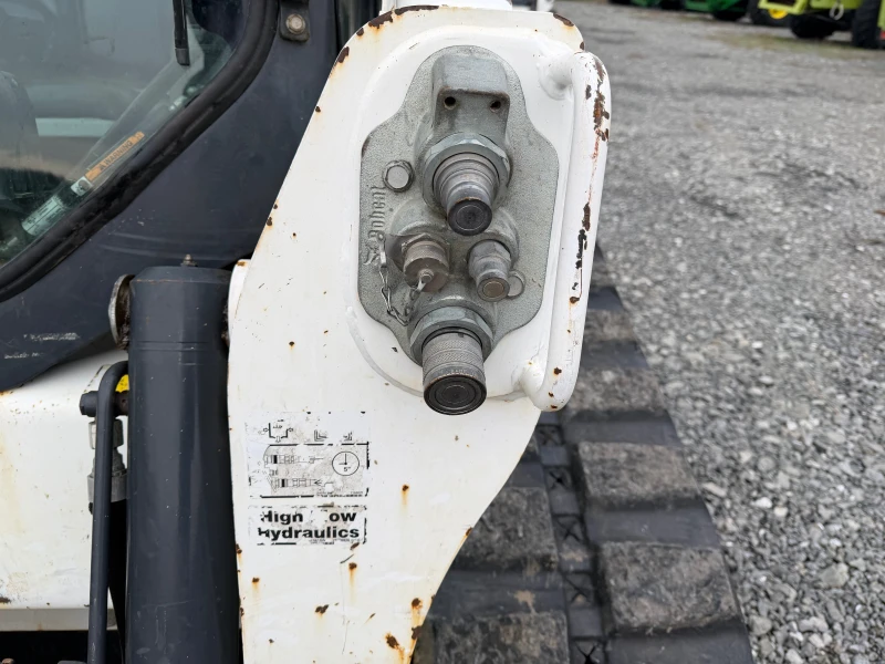 Мини челни товарачи Bobcat T650 С КОФА И ВИЛИЦИ ЛИЗИНГ, снимка 9 - Индустриална техника - 52937525