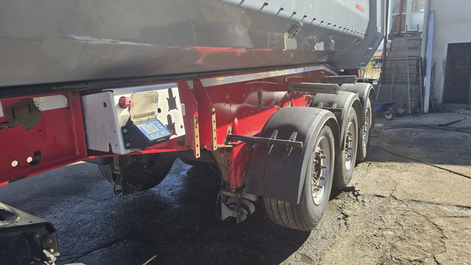 ����������� Schwarzmuller 26 ���./���� 5450 ��. | Mobile.bg � ����������� 9