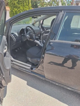 Toyota Auris, снимка 4