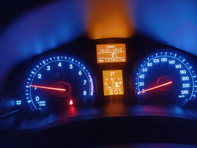 Toyota Avensis 1.8 valvematic ГАЗ, снимка 7 - Автомобили и джипове - 45006565