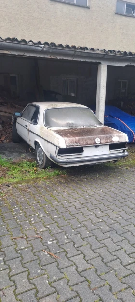  Mercedes-Benz 123