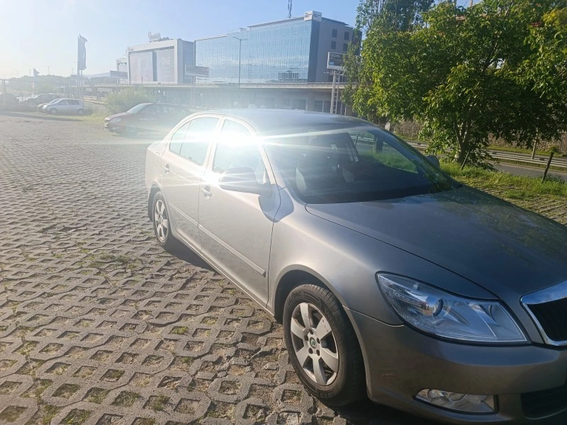 Skoda Octavia, снимка 2 - Автомобили и джипове - 46205585