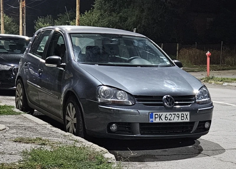 VW Golf 5, снимка 1 - Автомобили и джипове - 46651123