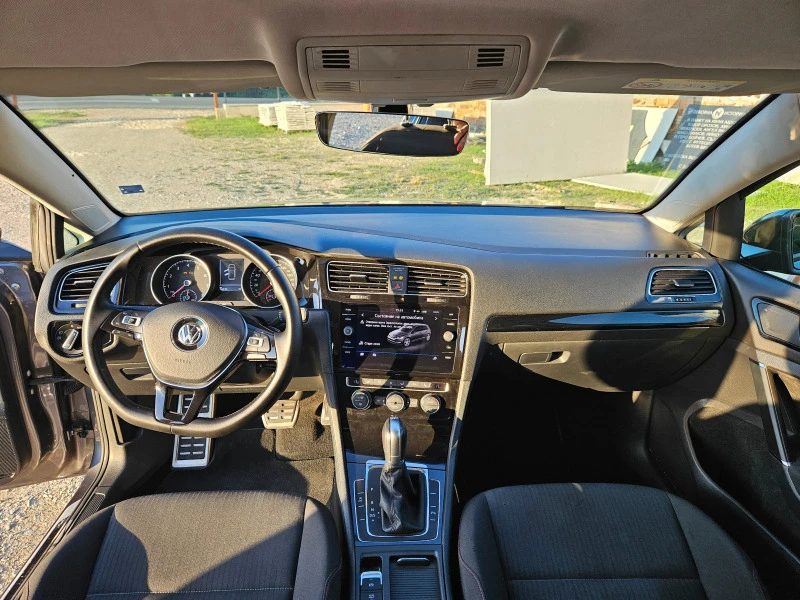 VW Golf, снимка 7 - Автомобили и джипове - 47372342