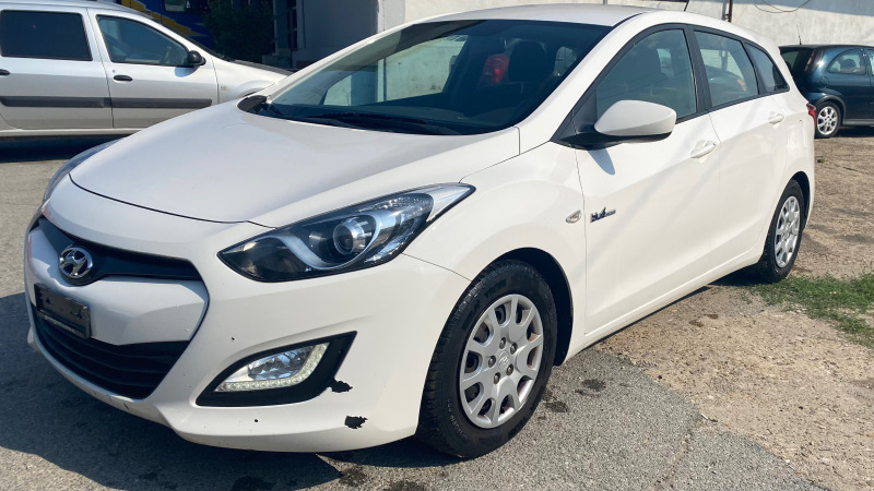 Hyundai I30, снимка 8 - Автомобили и джипове - 47174403