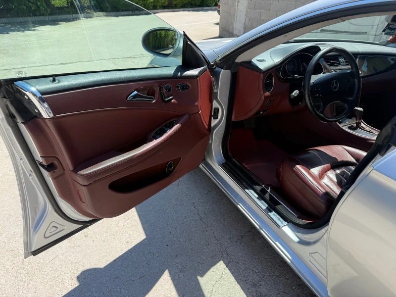 Mercedes-Benz CLS 350 NAVI+ AUTOMA+ KOJA, снимка 13 - Автомобили и джипове - 51825608