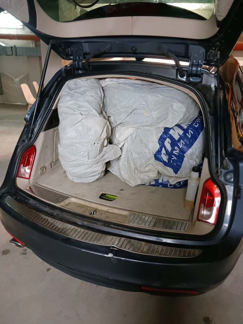 Opel Insignia, снимка 13 - Автомобили и джипове - 52517706