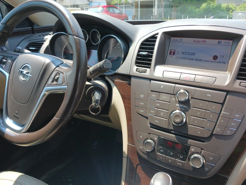 Opel Insignia, снимка 6 - Автомобили и джипове - 52517706