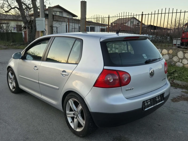 VW Golf 5, снимка 3 - Автомобили и джипове - 53101001