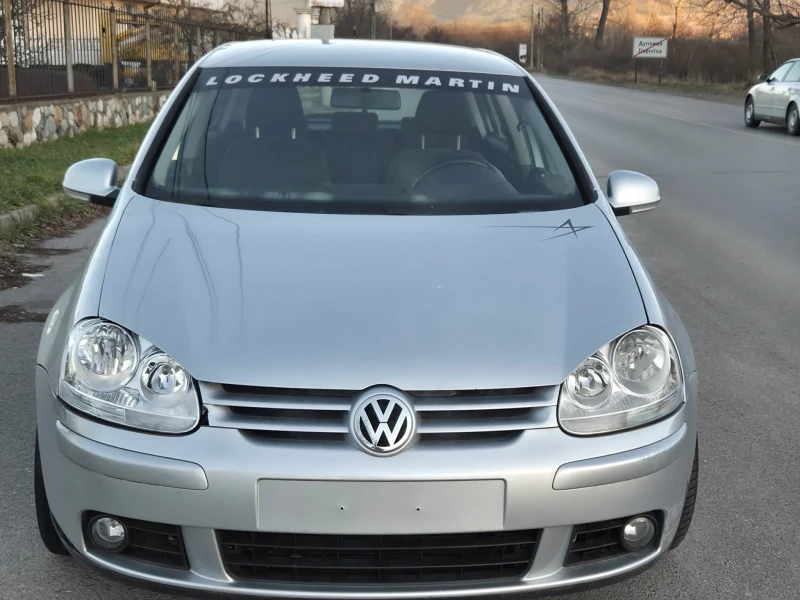 VW Golf 5, снимка 8 - Автомобили и джипове - 53101001
