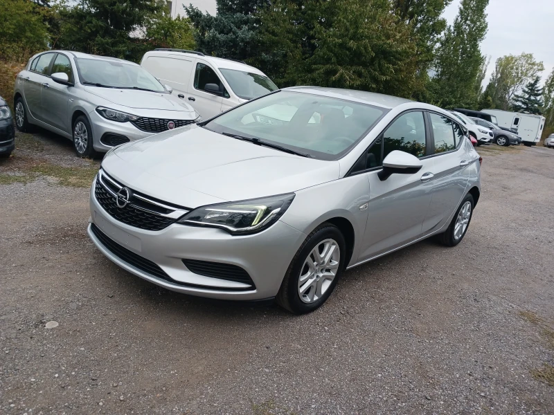 Opel Astra 1.6 CDTI, снимка 2 - Автомобили и джипове - 52530068