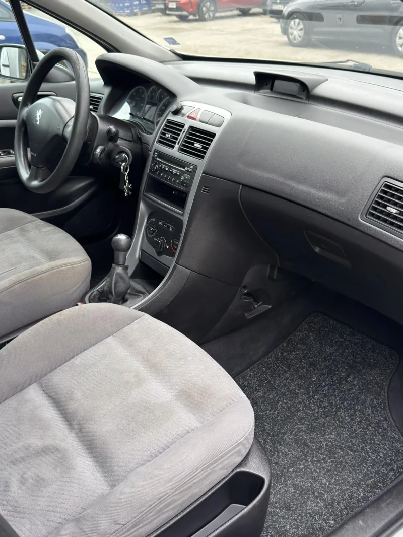 Peugeot 307, снимка 8 - Автомобили и джипове - 52825969