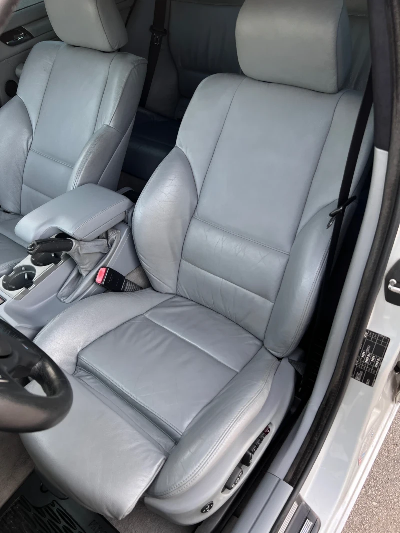 BMW 330 M57, Ръчка, Задно, М пакет! КАТО НОВА!, снимка 13 - Автомобили и джипове - 52850221