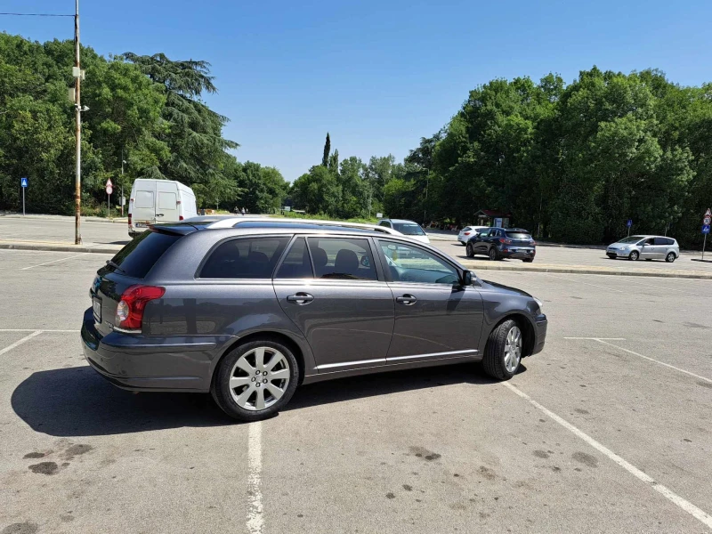 Toyota Avensis, снимка 3 - Автомобили и джипове - 52861612