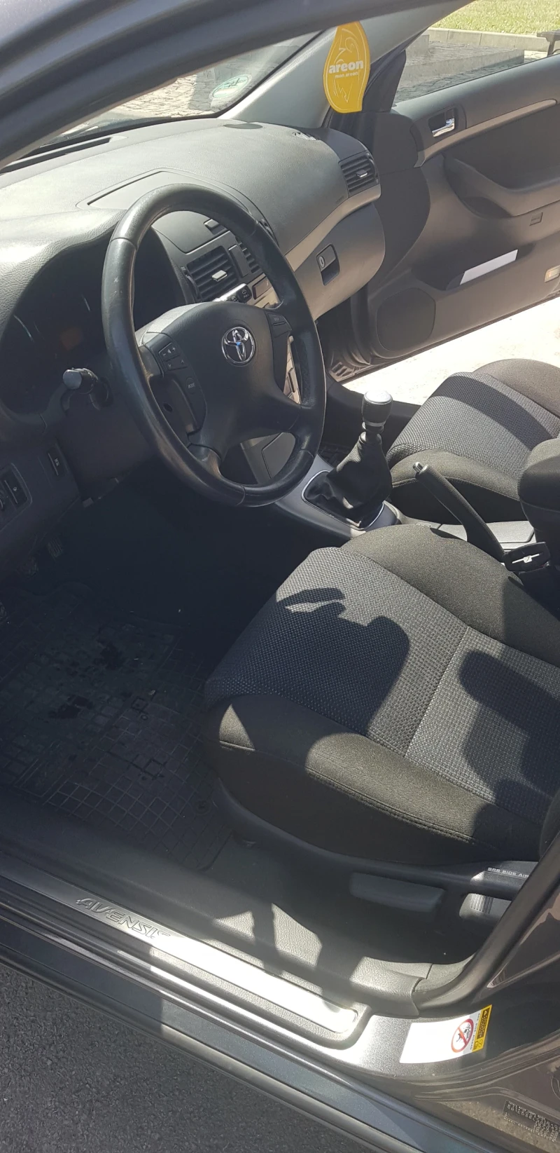 Toyota Avensis, снимка 6 - Автомобили и джипове - 52861612